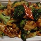 Best Chicken w. Broccoli in Maumee, OH